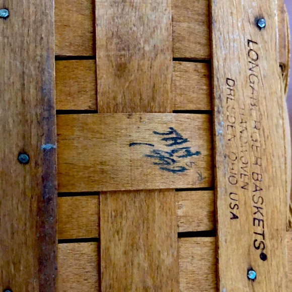 LONGABERGER  DOUBLE SWING CHRISTMAS EDITION 1992 HANDLED  BASKET SIGNED JAH - Picture 2 of 11